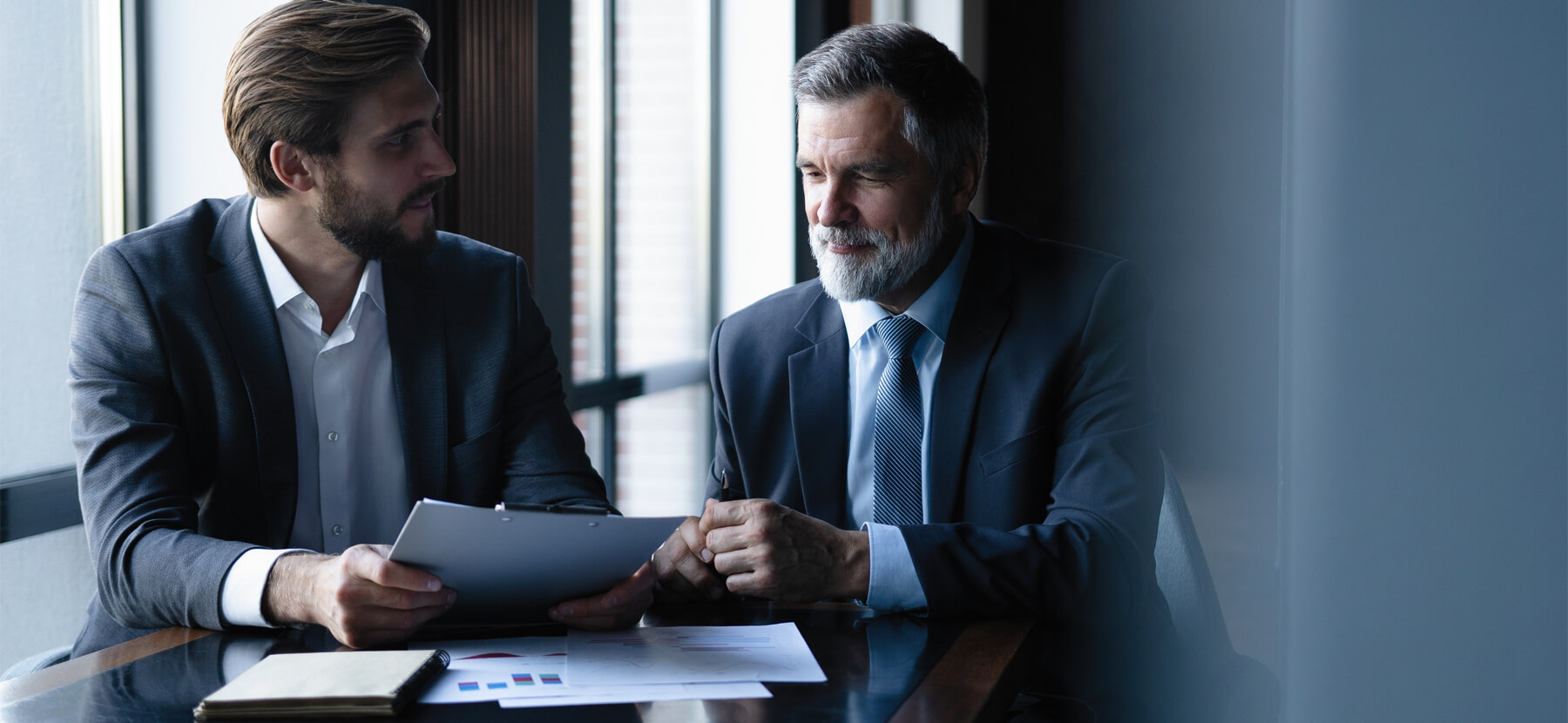 Business setup and offshore company formation services in Dubai for foreign investors
